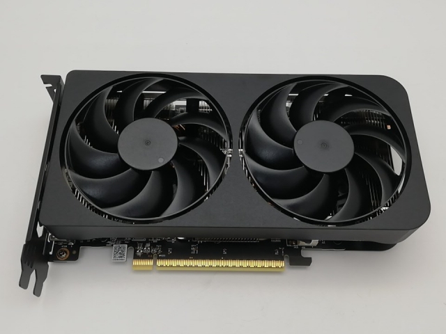 中古】玄人志向 RD-RX9060XT-E16GB/DF RX9060XT/16GB(GDDR6)【秋葉2号