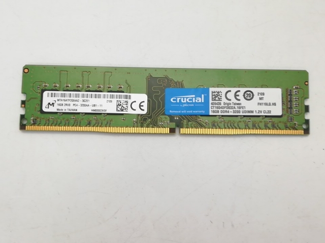【中古】DDR4 16GB PC4-25600(DDR4-3200)【デスクトップPC用】【秋葉2号】保証期間１週間