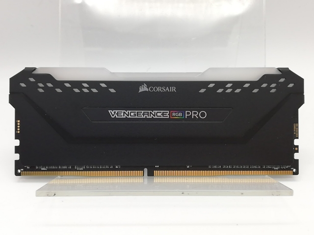 【中古】DDR4 16GB PC4-25600(DDR4-3200)【デスクトップPC用】【秋葉2号】保証期間１週間
