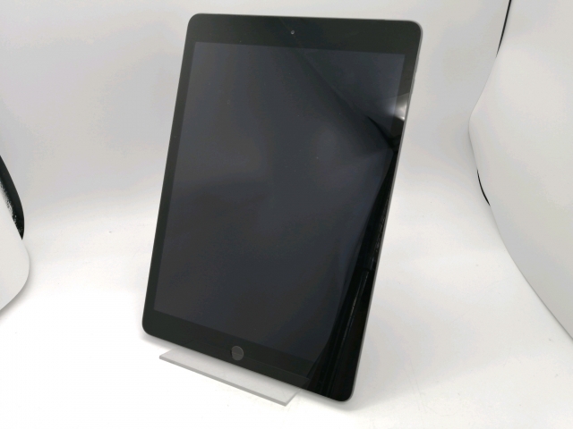 【中古】Apple docomo 【SIMロックあり】 iPad（第7世代/2019） 128GB スペースグレイ MW6E2J/A【秋葉2号】保証期間１ヶ月【ランクC】 15,106円