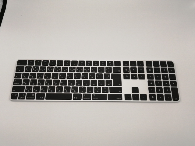 Touch ID搭載Magic Keyboard（テンキー付き）-Black Appleシリコン搭載Macモデル用Touch ID搭載Magic Keyboard（テンキー