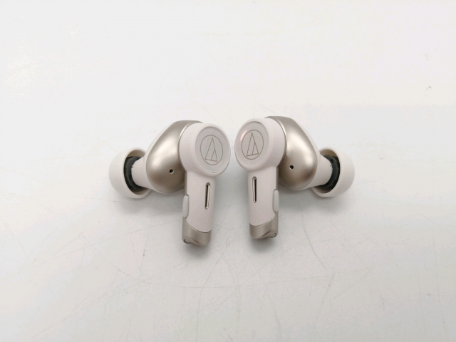 【中古】audio-technica ATH-TWX9MK2 WH [ホワイト]【秋葉2号】保証期間１ヶ月【ランクA】