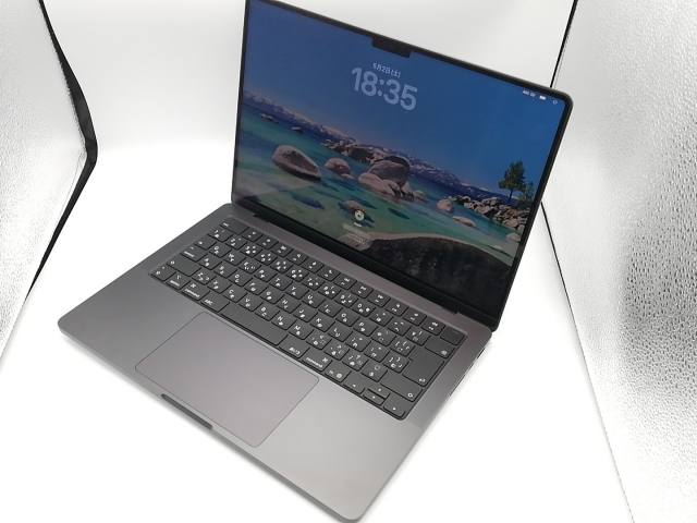 【中古】Apple MacBook Pro 14インチ M5(CPU:10C/GPU:10C) 24GB/1TB スペースブラック MDE34J/A (14インチ,M5)【秋葉2号】保証期間１ヶ月【ランクA】
