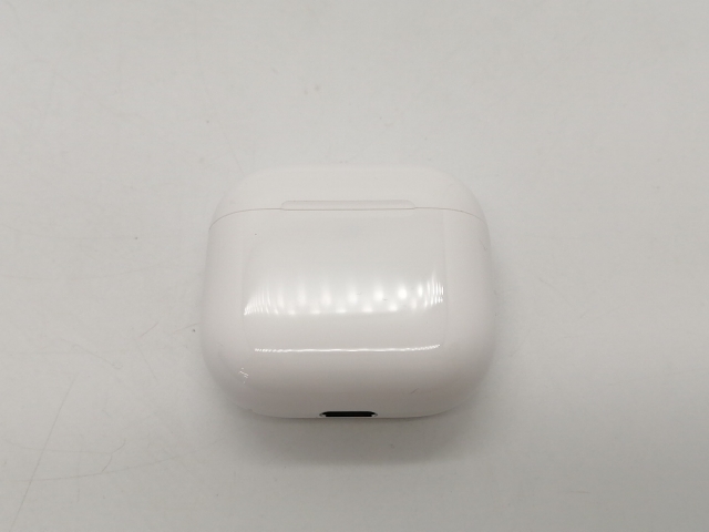 【中古】Apple AirPods 4 MXP63J/A【秋葉2号】保証期間１ヶ月_4