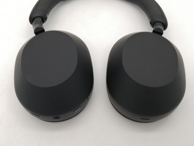 【中古】SONY WH-1000XM5 (B) [ブラック]【秋葉2号】保証期間１ヶ月【ランクB】_1