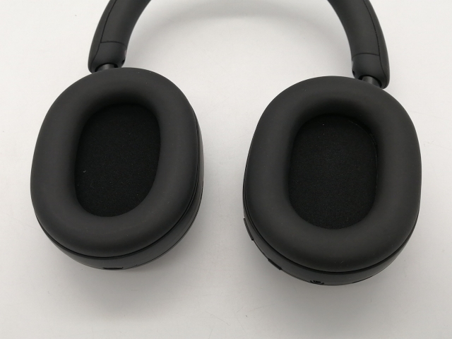 【中古】SONY WH-1000XM5 (B) [ブラック]【秋葉2号】保証期間１ヶ月【ランクB】_2