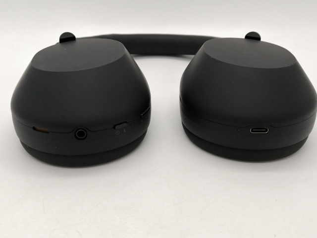 【中古】SONY WH-1000XM5 (B) [ブラック]【秋葉2号】保証期間１ヶ月【ランクB】_5