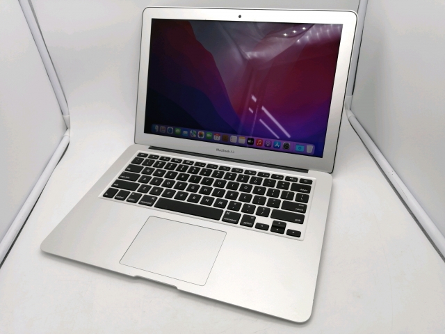 【中古】Apple MacBook Air 13インチ CTO (Mid 2017) Core i5(1.8G)/8G/256G(SSD)【秋葉2号】保証期間１ヶ月【ランクB】