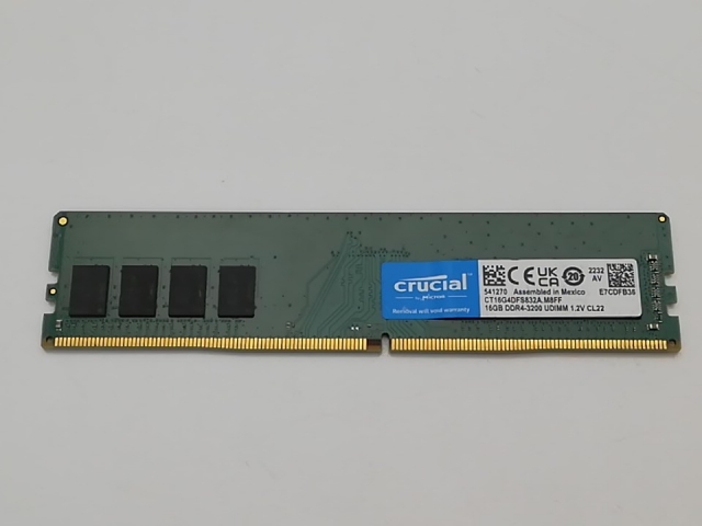 【中古】DDR4 16GB PC4-25600(DDR4-3200)【デスクトップPC用】【秋葉2号】保証期間１週間