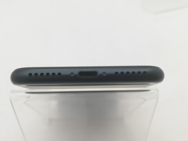 【中古】Apple ymobile 【SIMフリー】 iPhone SE（第3世代） 64GB ミッドナイト MMYC3J/A【横浜】保証期間１ヶ月【ランクB】_4