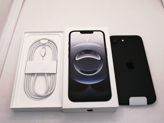 【未使用】Apple docomo 【SIMフリー】iPhone 16e 128GB ブラック MD1Q4J/A【静岡】保証期間３ヶ月_3