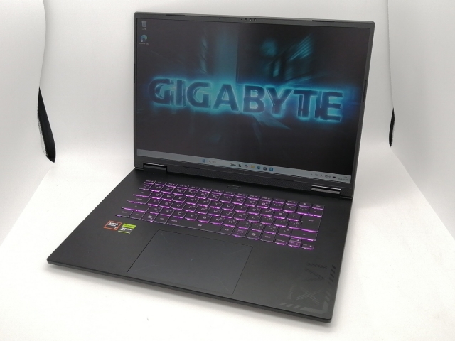 【中古】GIGABYTE GIGABYTE Gaming A16 GA63H 3WHK3JP864SH Black Steel 【R7-260 32G 1T(SSD) RTX5070 WiFi 16LCD(1920×1200)】【秋葉2号】保証期間１ヶ月【ランクA】