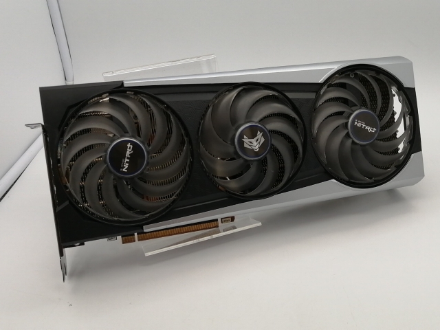 中古】SAPPHIRE NITRO+ Radeon RX 6800 XT SE（11304-01-20G