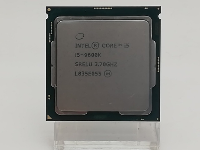【中古】Intel Core i5-9600K (3.7GHz/TB:4.6GHz/SRELU/P0) BOX LGA1151/6C/6T/L3 9M/UHD630/TDP95W【秋葉2号】保証期間１週間 9,105円
