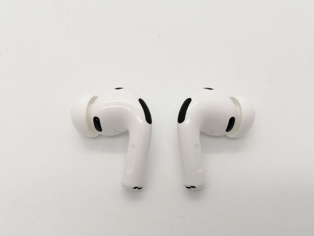 【中古】Apple AirPods Pro 3 MFHP4J/A【秋葉2号】保証期間１ヶ月