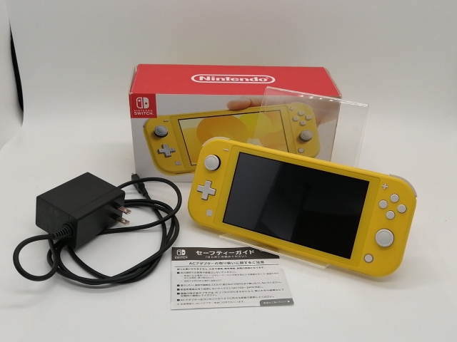 中古】Nintendo Switch Lite 本体 イエロー HDH-S-YAZAA【秋葉2号