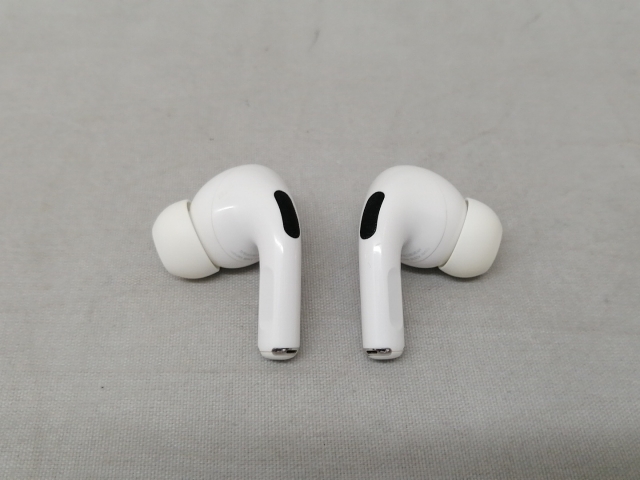 中古 AirPods Pro 第2世代 Lightning版 MQD83J/A（中古Apple