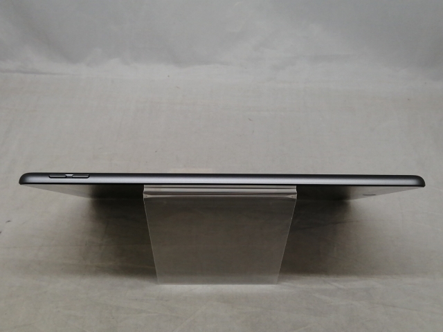 中古】Apple 【Wi-Fi】 iPad（第8世代/2020） 32GB スペース