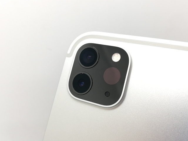 【中古】Apple docomo 【SIMフリー】 11インチ iPad Pro（第4世代/2022） 256GB シルバー MNYF3J/A【秋葉4号】保証期間１ヶ月【ランクC】_6