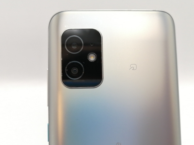 中古】ASUS 国内版 【SIMフリー】 Zenfone 8 ホライゾンシルバー