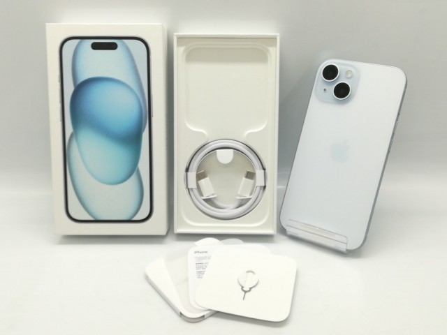 未使用】Apple docomo 【SIMフリー】 iPhone 15 128GB ブルー