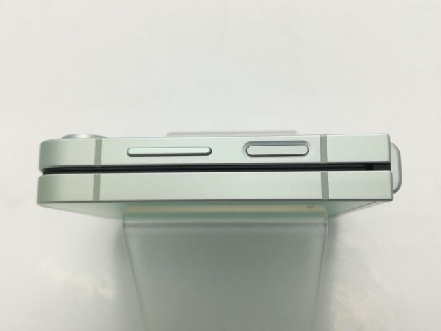 【中古】SAMSUNG 国内版 【SIMフリー】 Galaxy Z Flip6 ミント 12GB 256GB SM-F741QLGASJP【新橋】保証期間１ヶ月【ランクA】