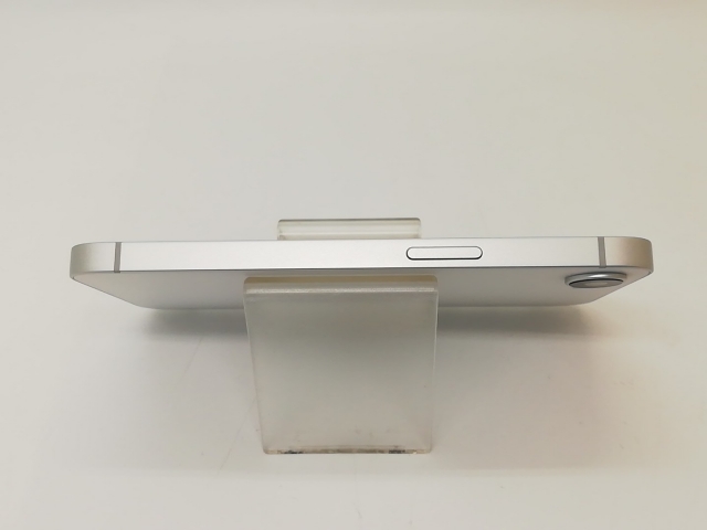 【中古】Apple 楽天モバイル 【SIMフリー】 iPhone 16e 128GB ホワイト MD1R4J/A【秋葉本店】保証期間１ヶ月【ランクA】_3