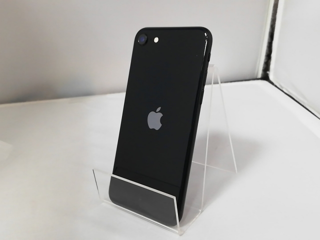Apple iPhone SE (第3世代) ブラック 64gb SIMフリー