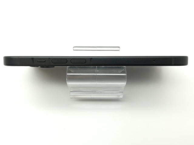 【中古】Apple 国内版 【SIMフリー】 iPhone 15 128GB ブラック MTMH3J/A【新橋】保証期間１ヶ月【ランクB】