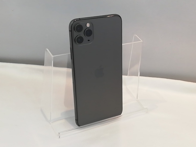 iPhone 11 Pro Max 256GB スペースグレイSIMロック解除済 中古】Apple