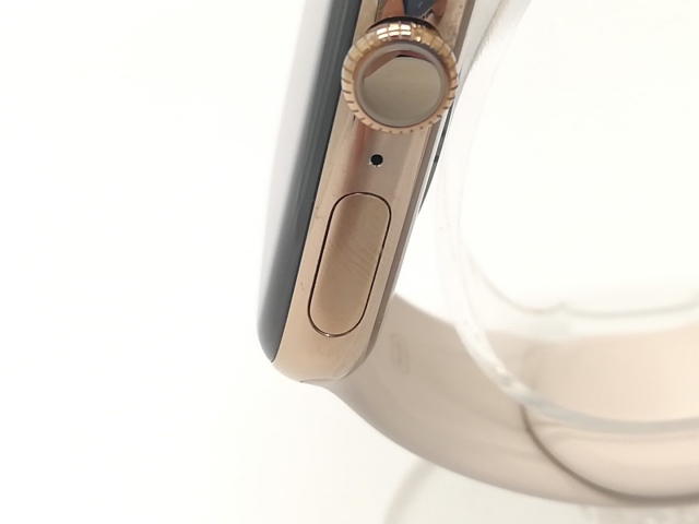【中古】Apple Apple Watch Series10 46mm Cellular ゴールドチタニウムケース/スターライトスポーツバンド (M/L) MWYY3J/A【秋葉4号】保証期間１ヶ月【ランクB】_3