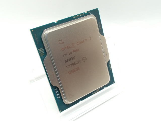 【中古】Intel Core i7-14700K(3.4GHz) Box LGA1700/20C(P:8C/E:12C)/28T/L3 33M/UHD 770/PBP125W【秋葉4号】保証期間１週間