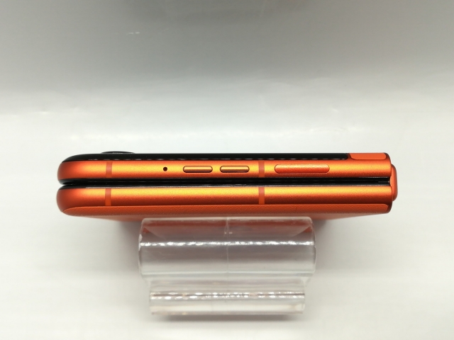 【中古】MOTOROLA 国内版 【SIMフリー】 motorola razr 50 スプリッツオレンジ 12GB 512GB PB230002JP【秋葉4号】保証期間１ヶ月【ランクA】_4