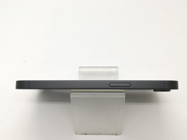 【中古】Apple SoftBank 【SIMフリー】 iPhone 16e 256GB ブラック MD1T4J/A【秋葉4号】保証期間１ヶ月【ランクB】_5