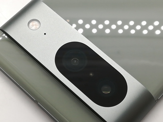 中古】Google 国内版 【SIMフリー】 Pixel 8 ヘイゼル 8GB 128GB GZPF0