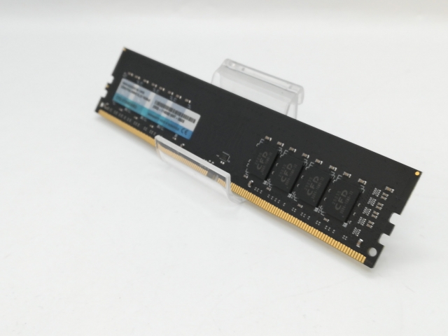 【中古】DDR4 16GB PC4-25600(DDR4-3200)【デスクトップPC用】【京都】保証期間１週間