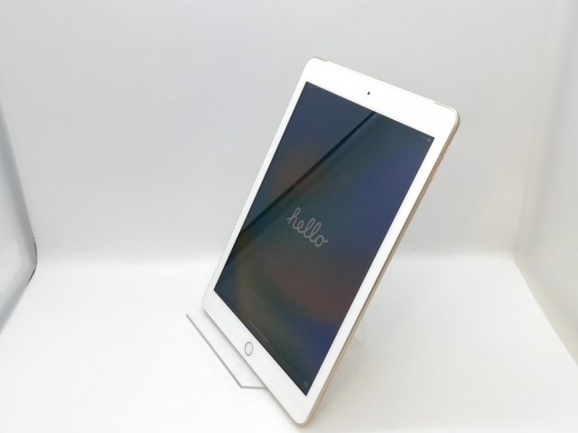【中古】Apple 国内版 【SIMフリー】 iPad（第5世代/2017） 32GB ゴールド MPG42J/A【京都】保証期間１ヶ月【ランクC】