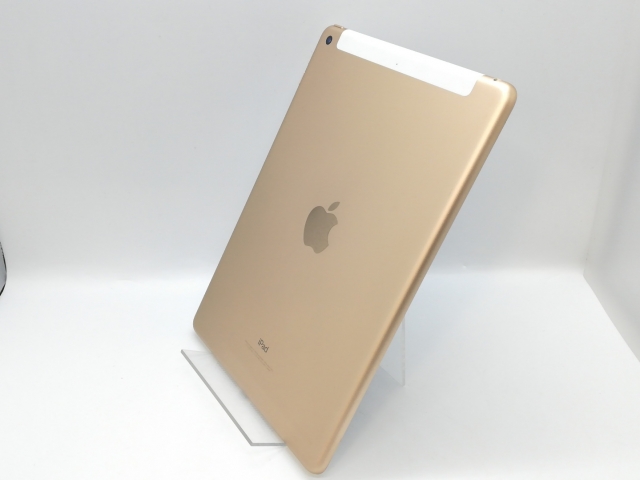 【中古】Apple 国内版 【SIMフリー】 iPad（第5世代/2017） 32GB ゴールド MPG42J/A【京都】保証期間１ヶ月【ランクC】_1
