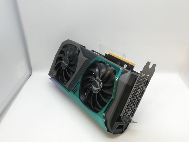 【中古】ZOTAC GAMING GeForce RTX 3070 AMP Holo（ZT-A30700F-10P） RTX3070/8GB(GDDR6)/PCI-E【京都】言いはなつ継続期間１週
