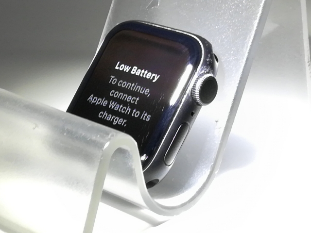 【中古】Apple Apple Watch Series6 GPS 40mm スペースグレイアルミケース (バンド無し)【京都】保証期間１ヶ月【ランクB】_2