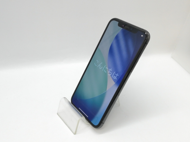 【中古】Apple docomo 【SIMロック解除済み】 iPhone 11 Pro 256GB スペースグレイ MWC72J/A【京都】保証期間１ヶ月【ランクB】