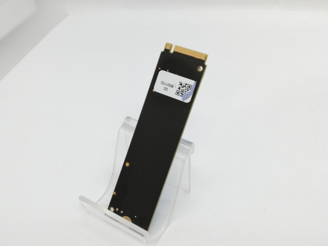 【中古】Crucial P2(CT1000P2SSD8JP) 1TB/M.2 2280(PCIe3.0 NVMe)/QLC【京都】保証期間１週間_1