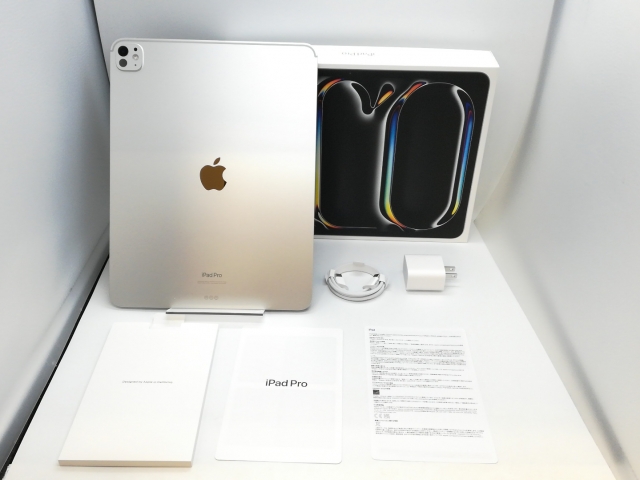 iPad Pro (M4) 256GB Wi-Fi 13インチ シルバー Apple iPad Pro 13