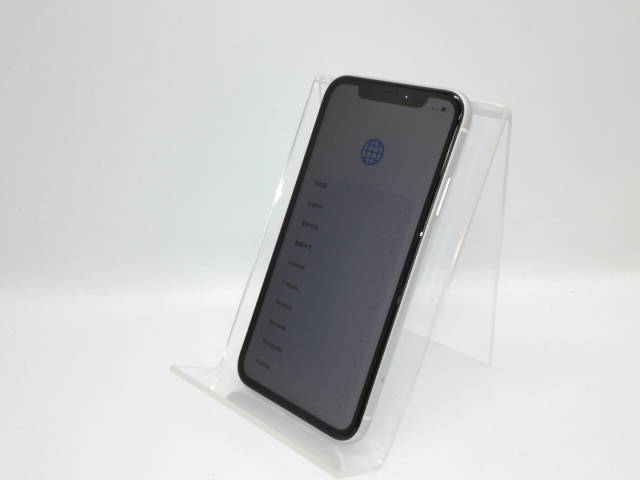 【中古】Apple docomo 【SIMロック解除済み】 iPhone XR 64GB ホワイト MT032J/A【京都】保証期間１ヶ月【ランクC】_1