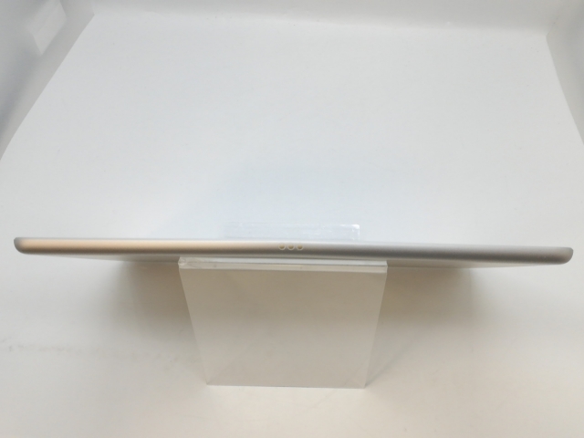 【中古】Apple 【Wi-Fi】 iPad（第8世代/2020） 128GB シルバー MYLE2J/A【京都】保証期間１ヶ月【ランクC】_3
