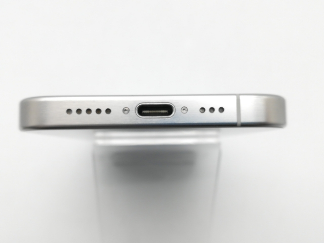 【中古】Apple 国内版 【SIMフリー】 iPhone 15 Pro 128GB ホワイトチタニウム MTU83J/A【鹿児島中町】保証期間１ヶ月【ランクA】_4