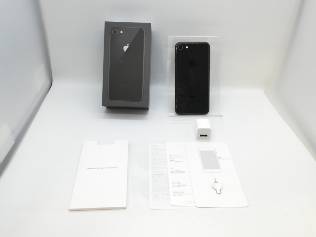 中古】Apple 国内版 【SIMフリー】 iPhone 8 64GB スペースグレイ 