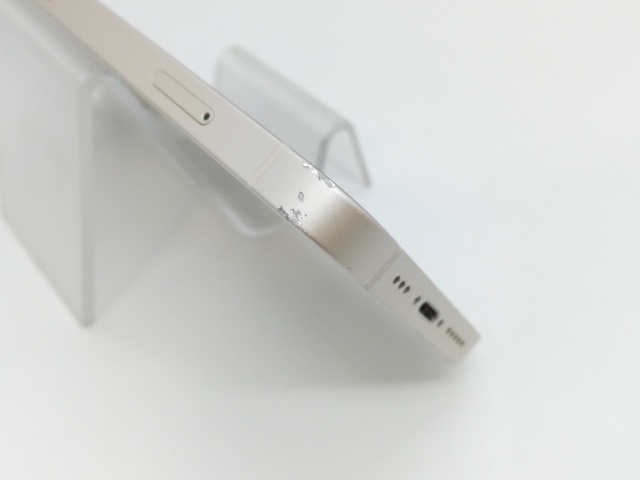 【中古】Apple 国内版 【SIMフリー】 iPhone 14 128GB スターライト MPUQ3J/A【京都】保証期間１ヶ月【ランクC】_4