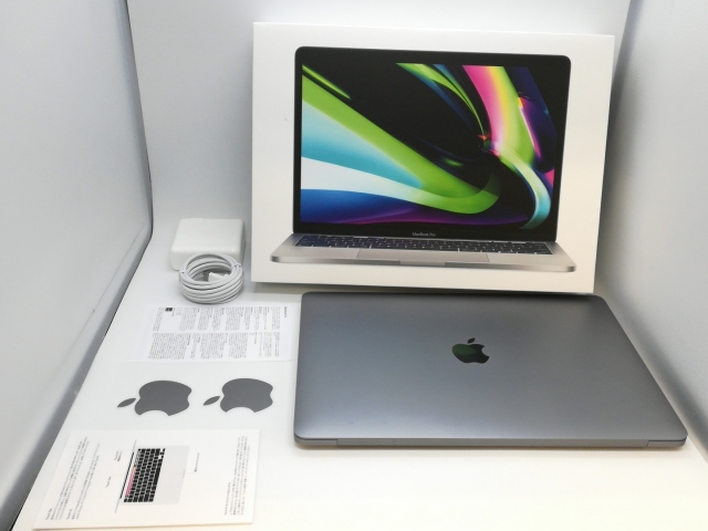 Apple MacBook Air (M2, 2022) review | LaptopMedia.com macbook pro