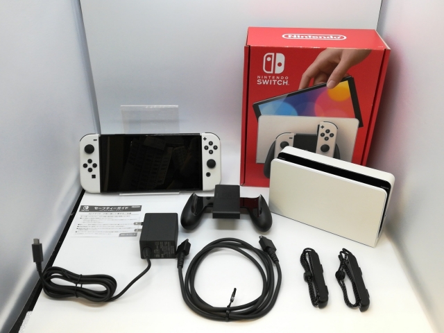 中古】Nintendo Switch 本体 (有機ELモデル) HEG-S-KAAAA ホワイト